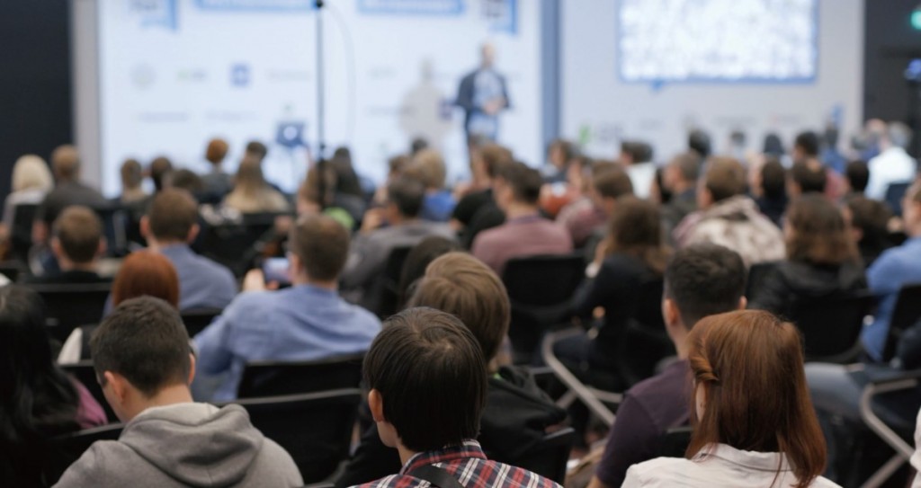 皆さまと、ともに学び考え身につけるセミナー　塾事業に活かすマーケティング思考法～体幹を鍛え、事業機会を捉える～